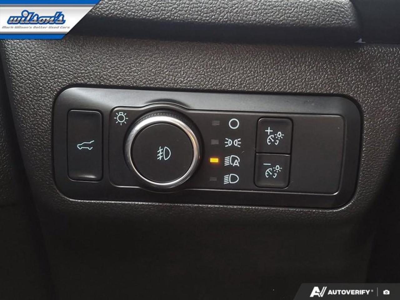 2022 Ford Escape Titanium AWD | Tow Pkg | Leather | Sunroof | Nav | Adaptive Cruise | Heated Wheel + Seats and More ! Photo