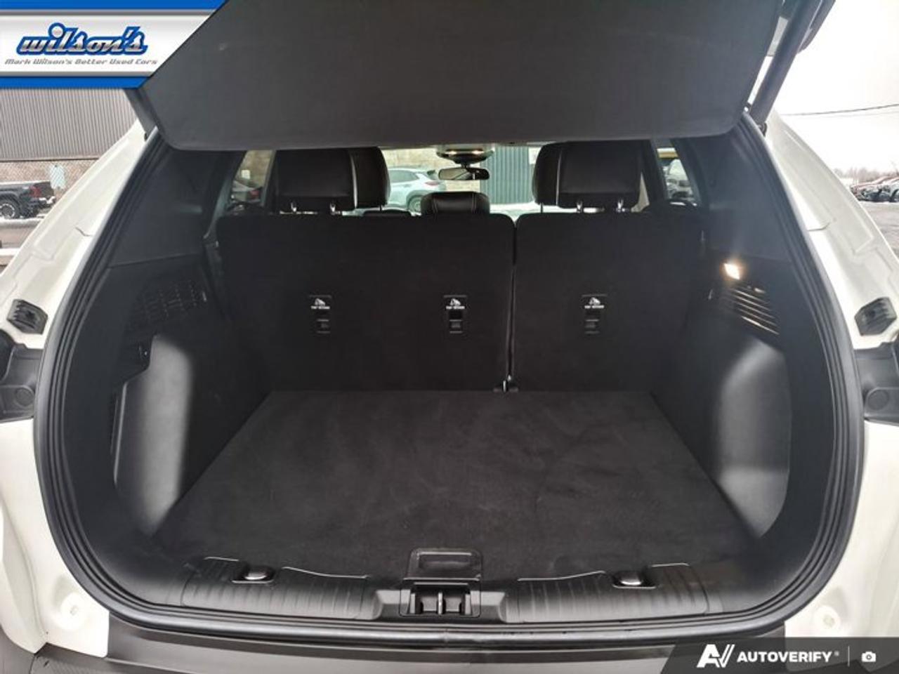 2020 Ford Escape SEL AWD | Leather | Power Seat | Remote Start | Heated Seats | CarPlay + Android | Rear Cam & More ! Photo