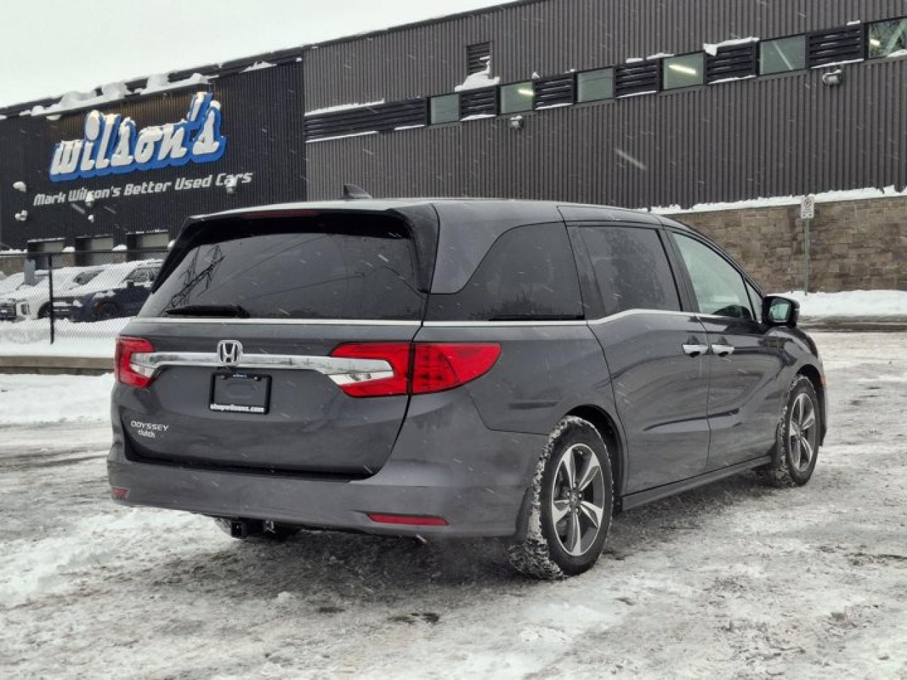 2019 Honda Odyssey EX | Sunroof | Power Sliding Doors | Adaptive Cruise | Heated Seats | Power Seat | CarPlay & More ! Photo