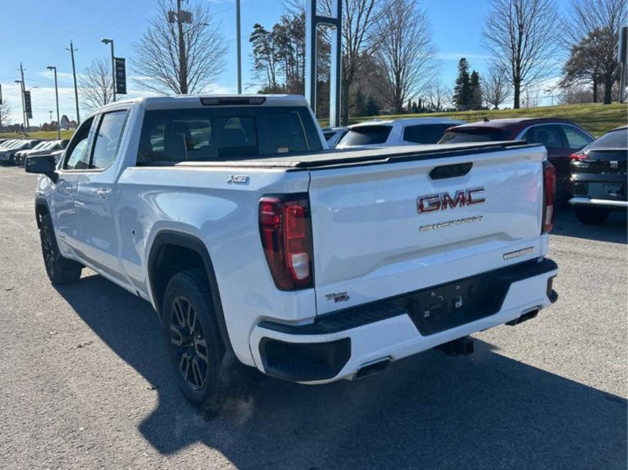 2024 GMC Sierra 1500 Elevation Crew | 5.3L | 6.5' Box | Leather | Adaptive Cruise | Bose | X31 | Heated Wheel and More ! Photo