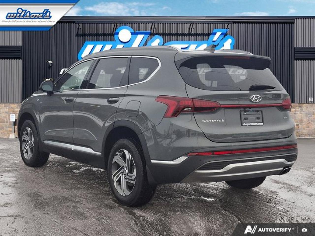 2023 Hyundai Santa Fe Preferred AWD | Nav | Adaptive Cruise | Heated Wheel + Seats | Power Seat | CarPlay and More ! Photo