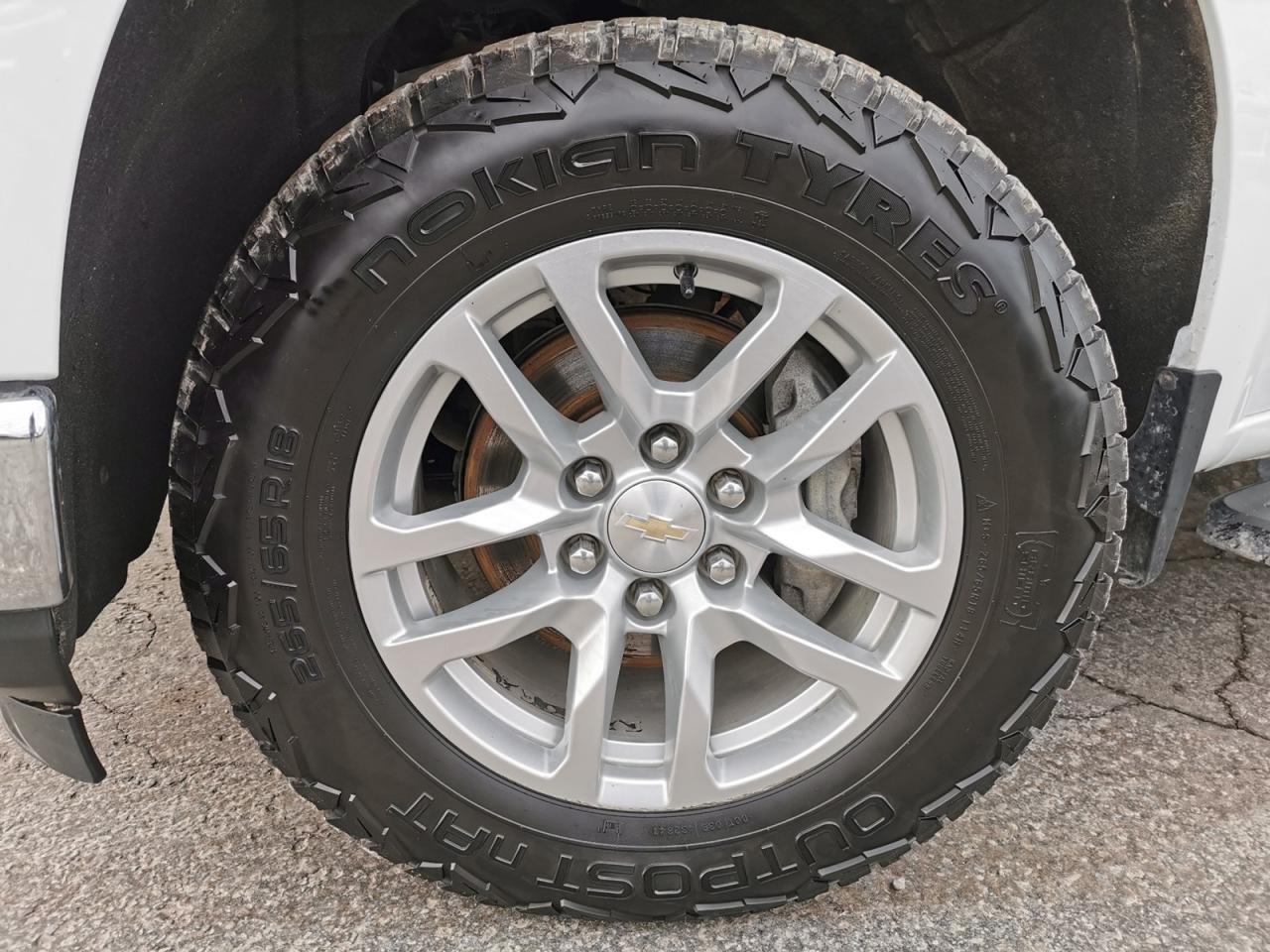 2021 Chevrolet Silverado 1500 LT - Photo #9