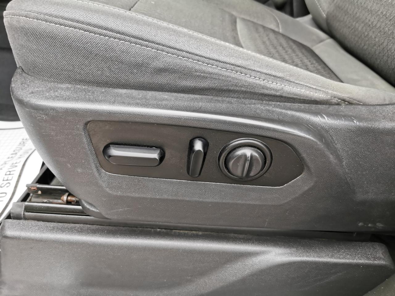 2021 Chevrolet Silverado 1500 LT - Photo #13