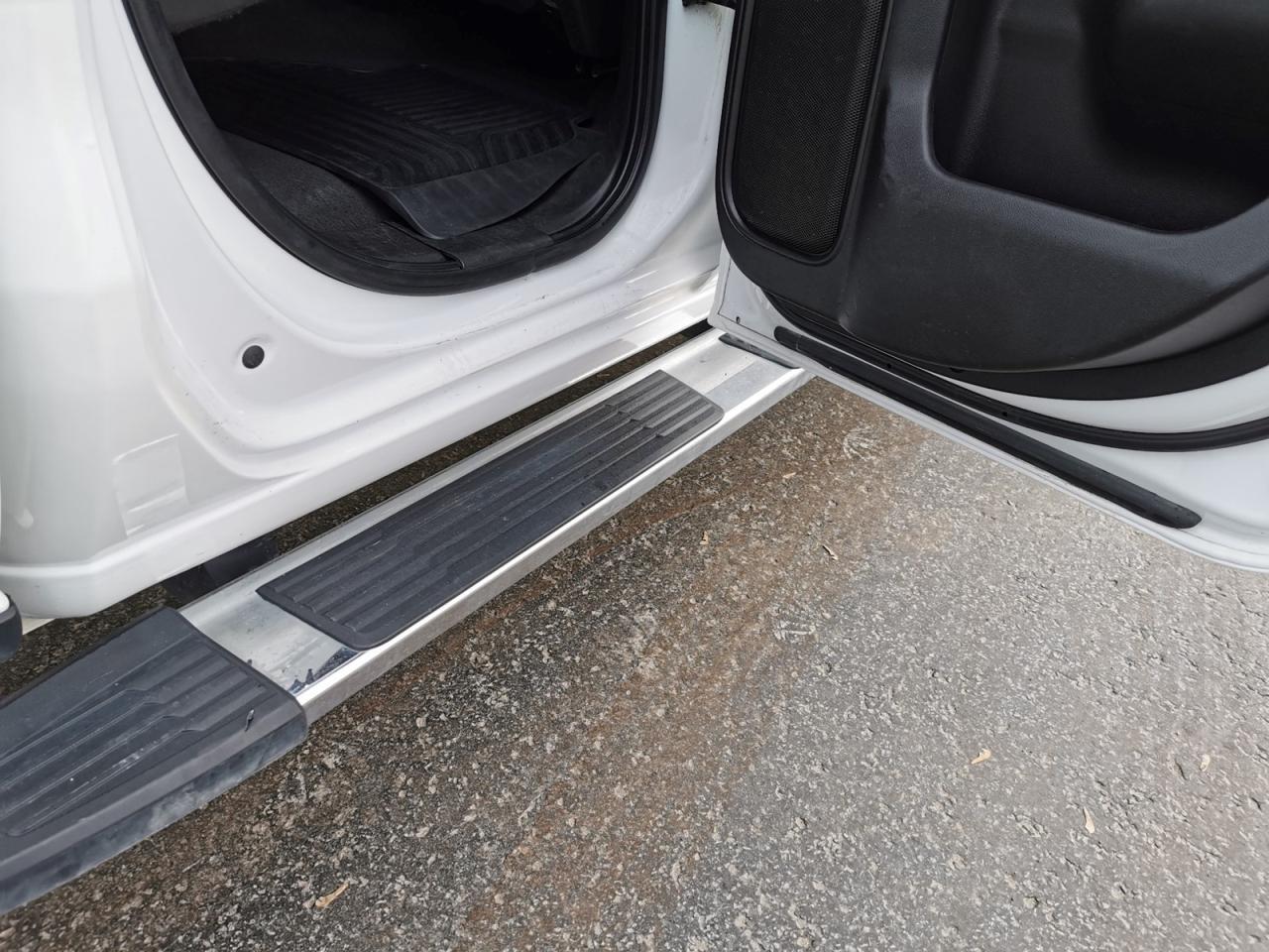 2021 Chevrolet Silverado 1500 LT - Photo #18