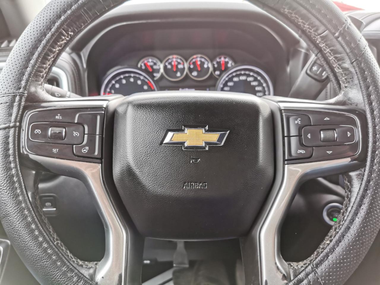 2021 Chevrolet Silverado 1500 LT - Photo #24