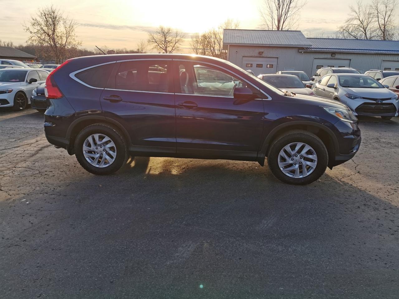 2015 Honda CR-V SE 4WD - Photo #4