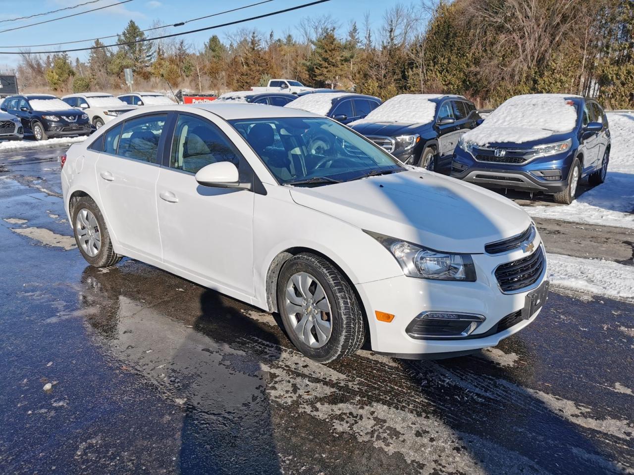 2016 Chevrolet Cruze Limited 1LT Photo