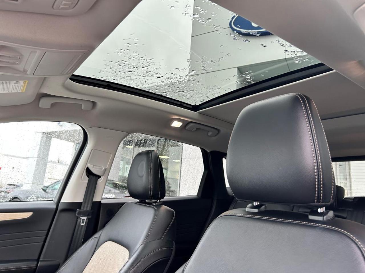 2022 Ford Escape Hybrid Titanium Plug-In Photo