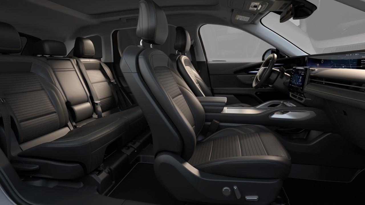 2026 Lincoln Nautilus RESERVE Photo3