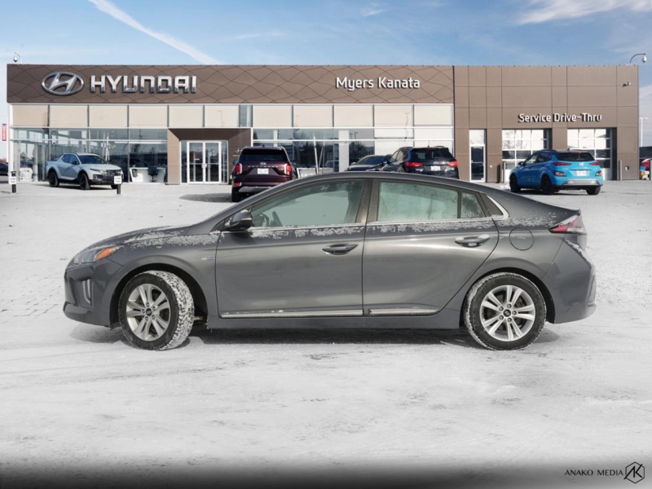 2020 Hyundai IONIQ Electric Ultimate  - Leather Seats - $54.25 /Wk Photo4