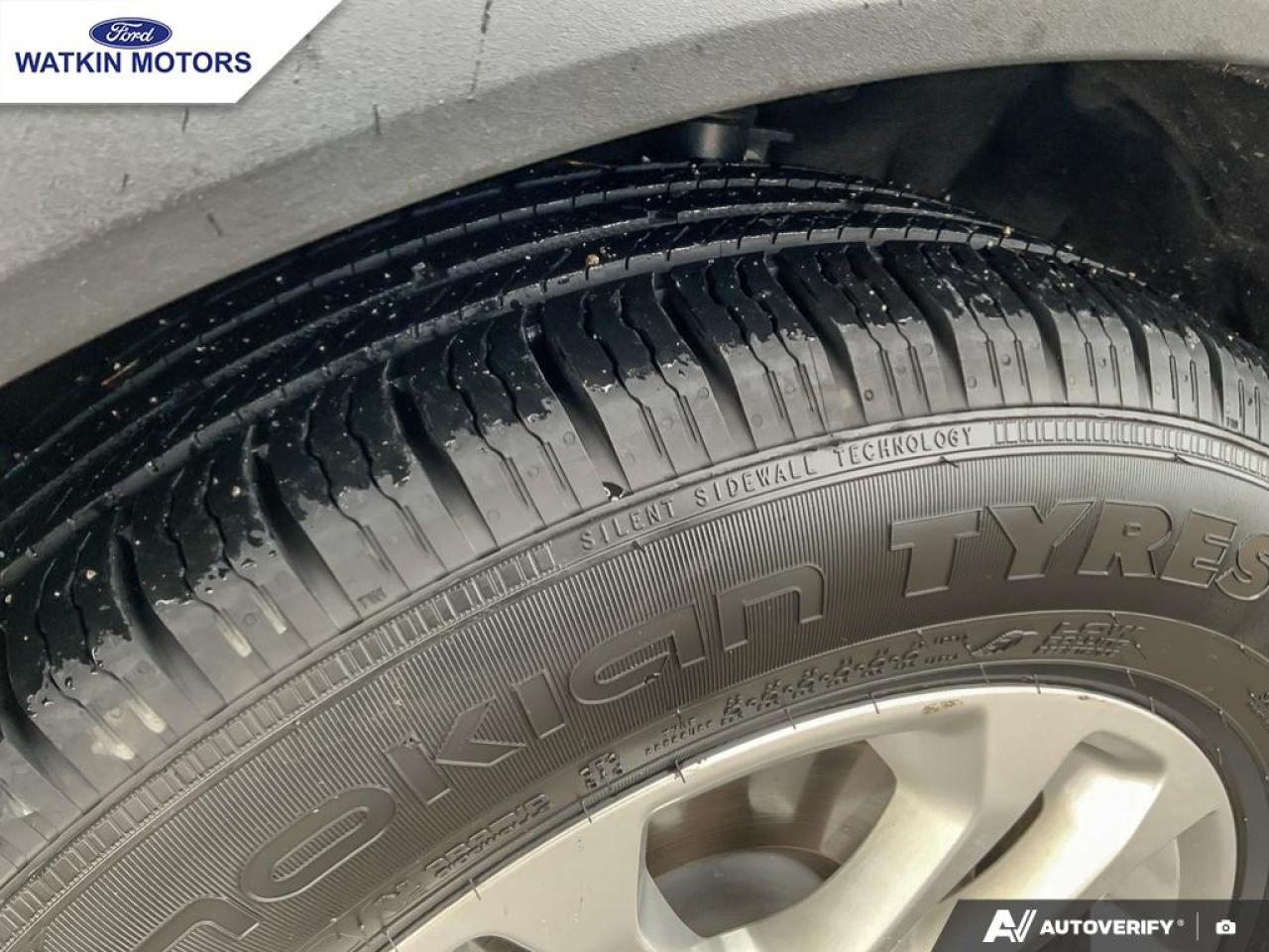 2022 Ford Escape SE Hybrid FWD Photo9