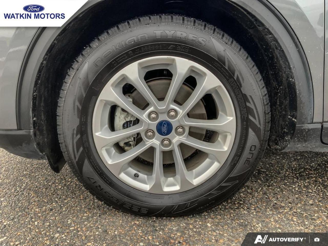 2022 Ford Escape SE Hybrid FWD Photo8