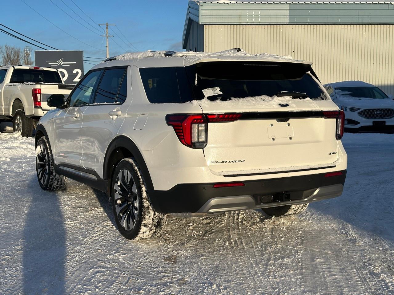 2026 Ford Explorer Platinum 4WD Photo