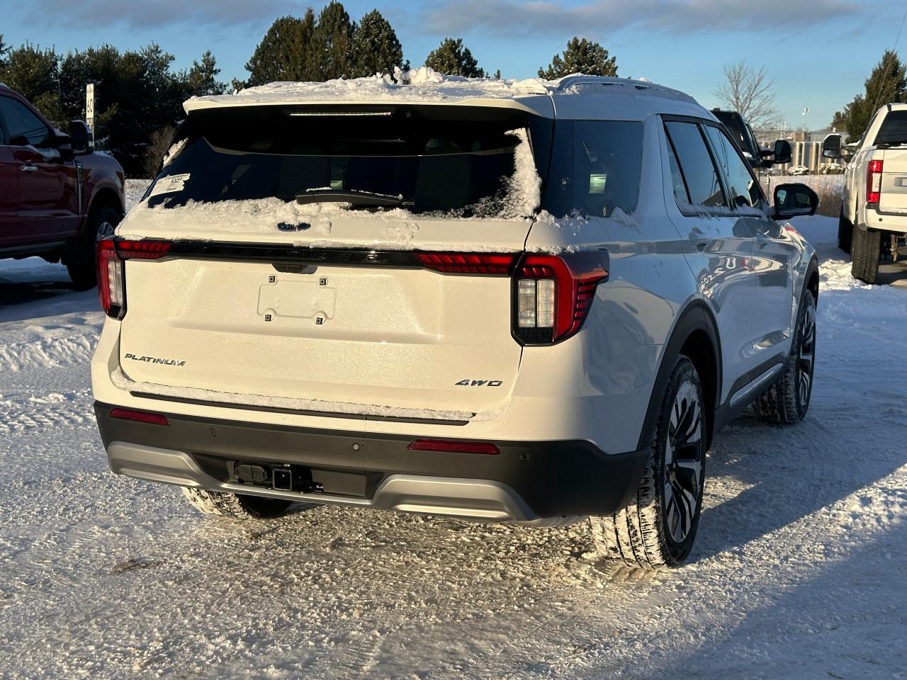 2026 Ford Explorer Platinum 4WD Photo