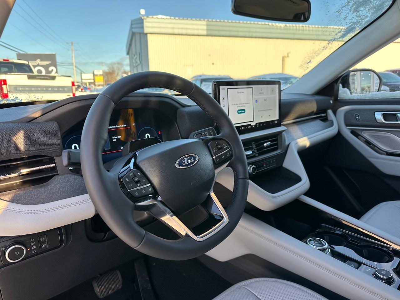 2026 Ford Explorer Platinum 4WD Photo