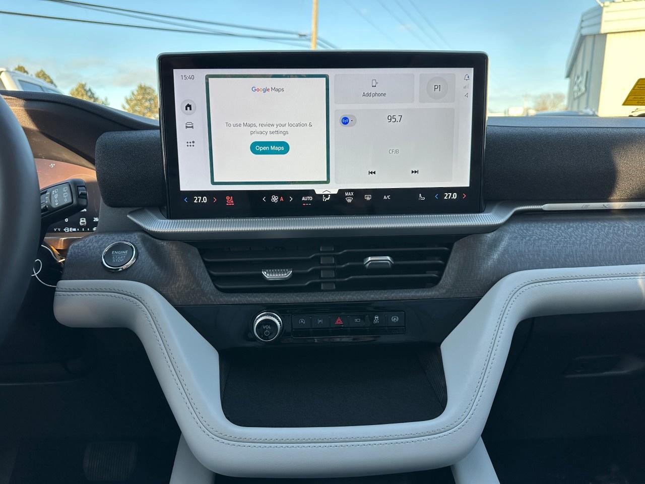 2026 Ford Explorer Platinum 4WD Photo