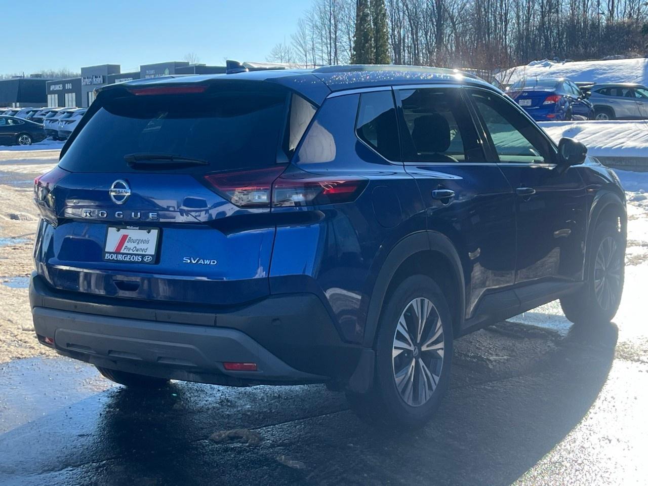 2021 Nissan Rogue AWD SV Photo