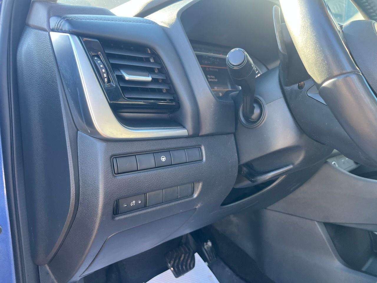 2021 Nissan Rogue AWD SV Photo