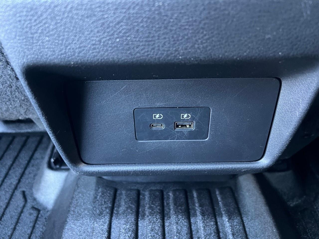 2021 Nissan Rogue AWD SV Photo