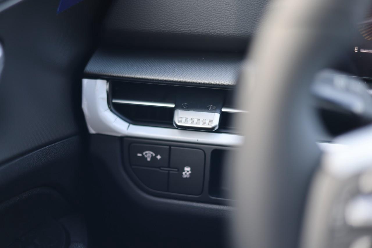 2026 Kia Sportage LX AWD Photo