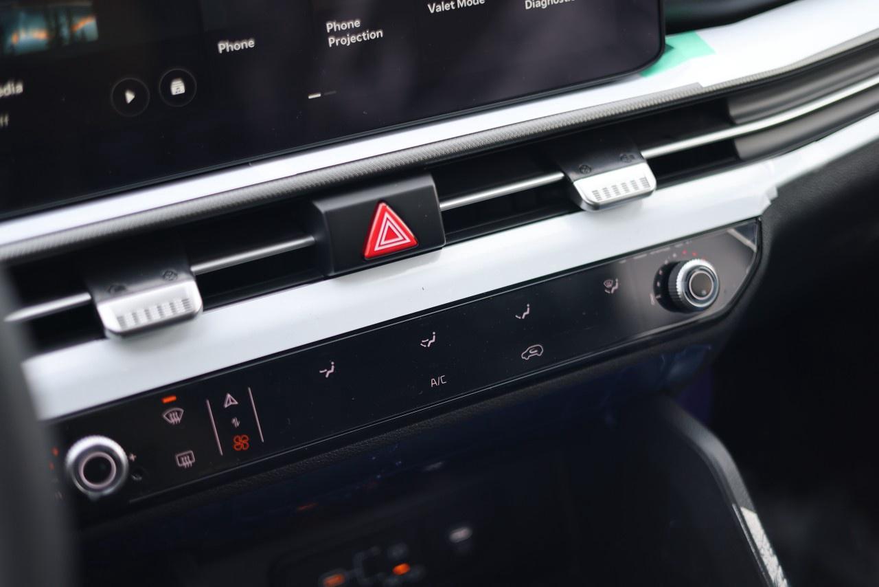 2026 Kia Sportage LX AWD Photo