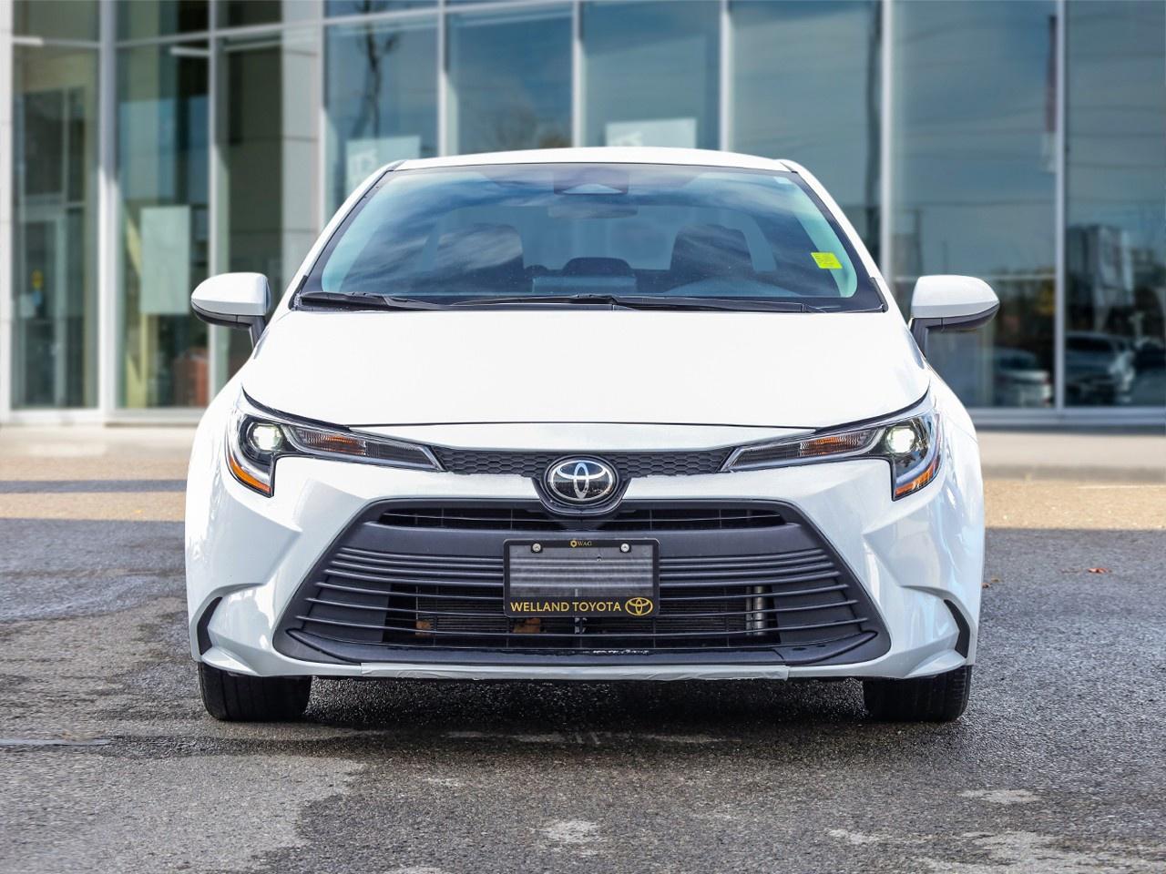2024 Toyota Corolla LE Photo3