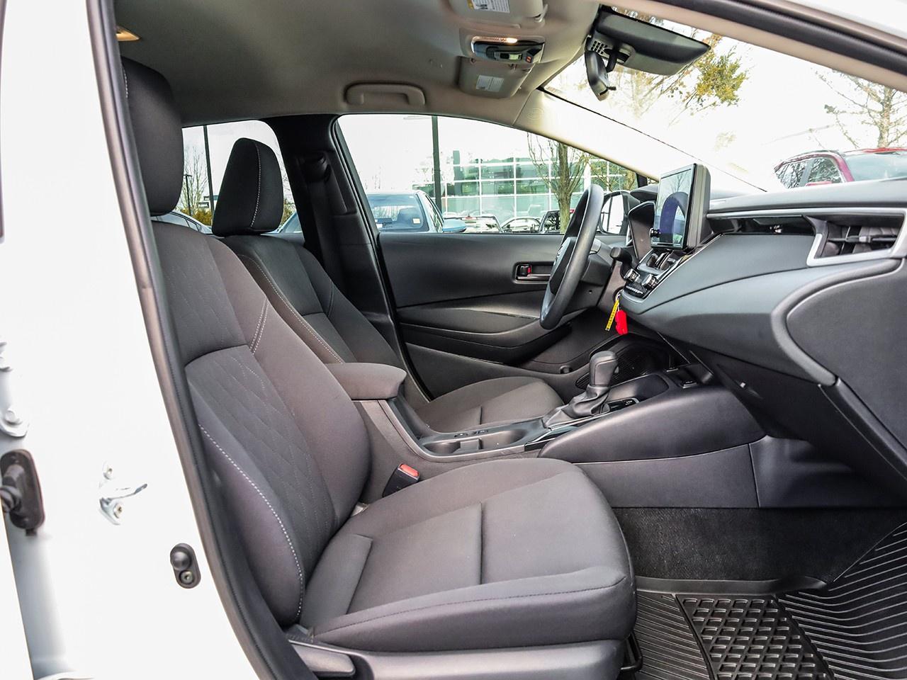 2024 Toyota Corolla LE Photo