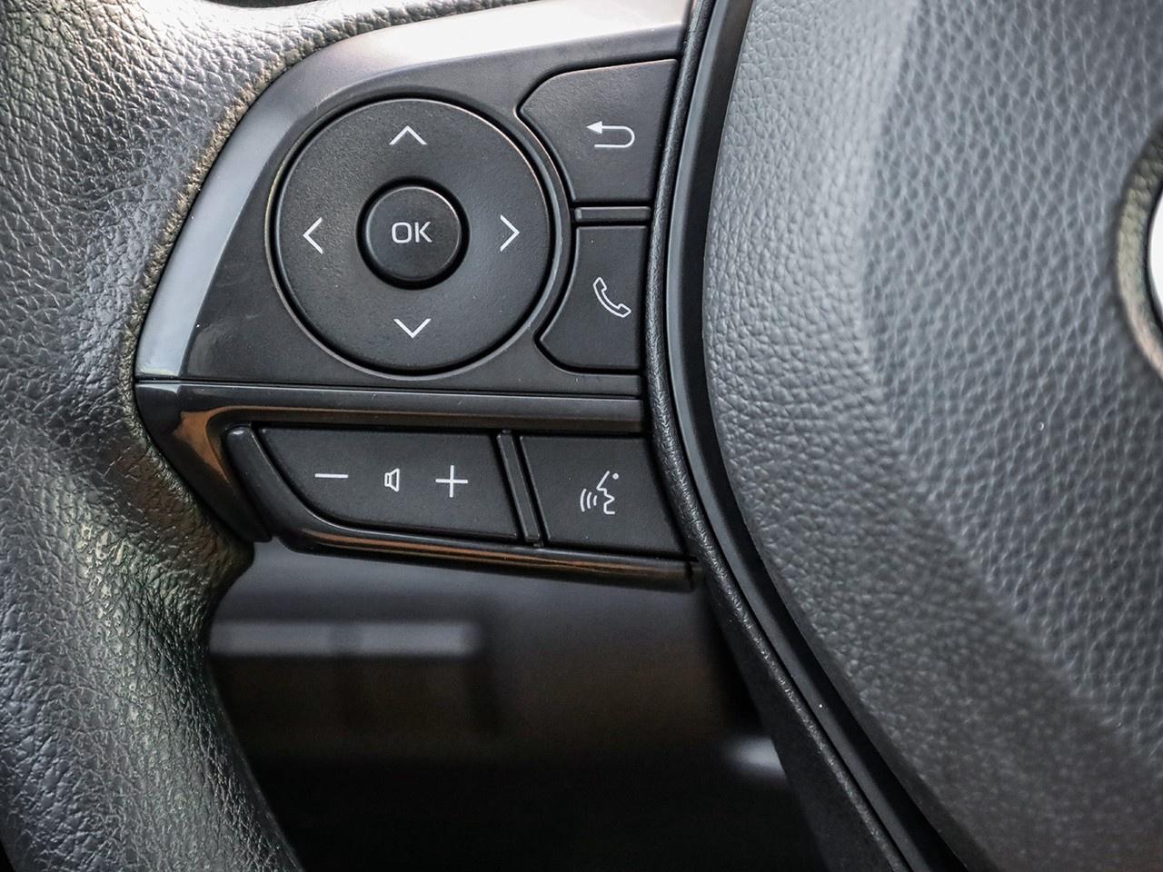 2024 Toyota Corolla LE Photo