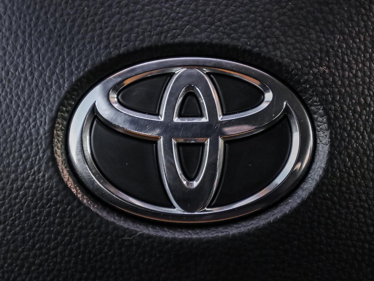 2024 Toyota Corolla LE Photo