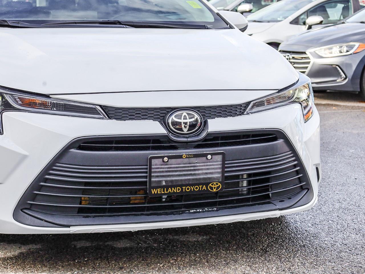 2024 Toyota Corolla LE Photo