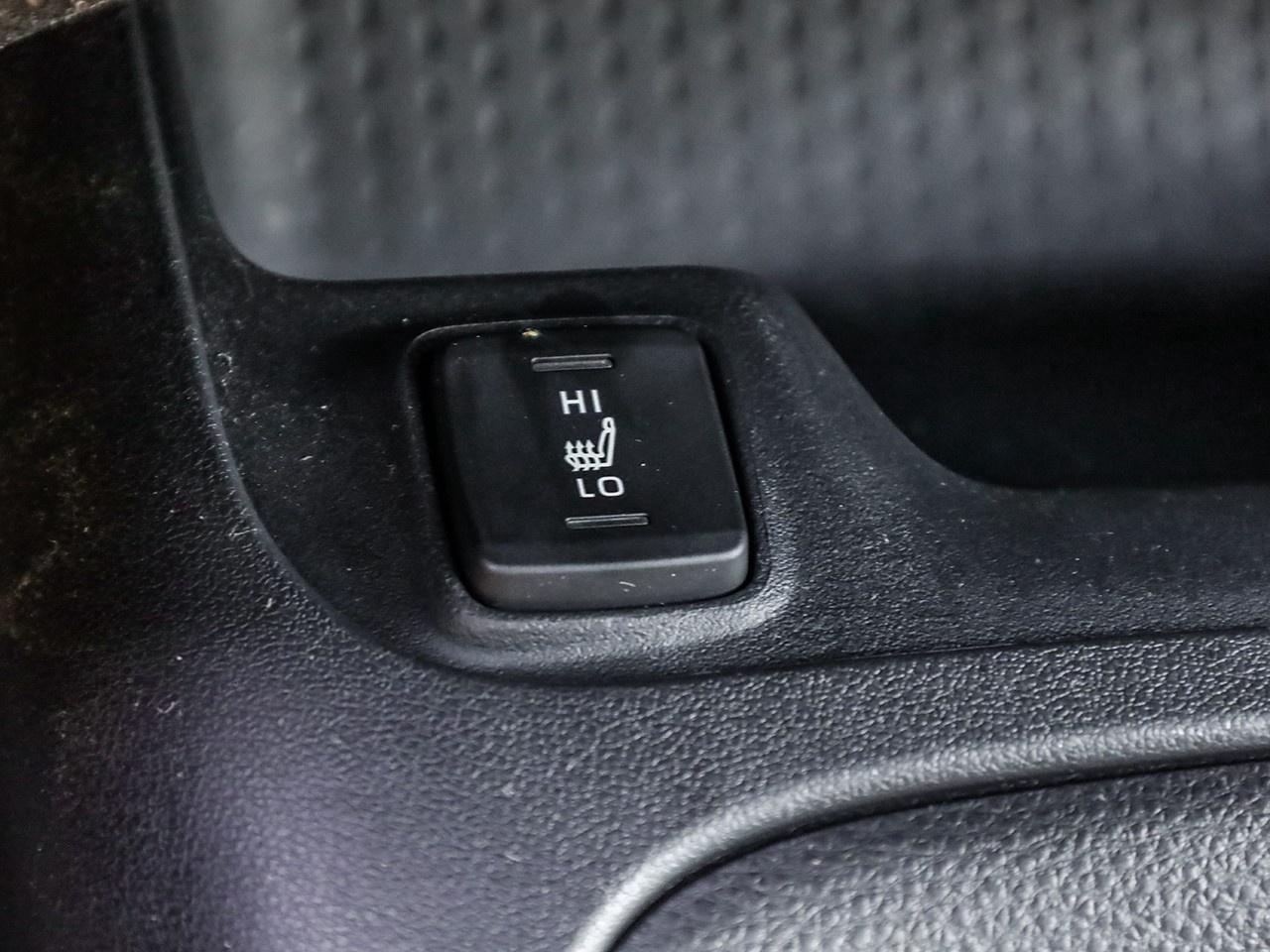 2024 Toyota Corolla LE Photo