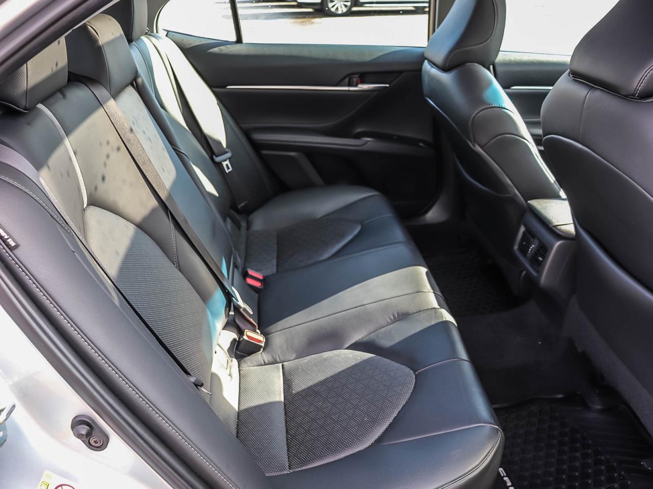 2018 Toyota Camry XSE Photo