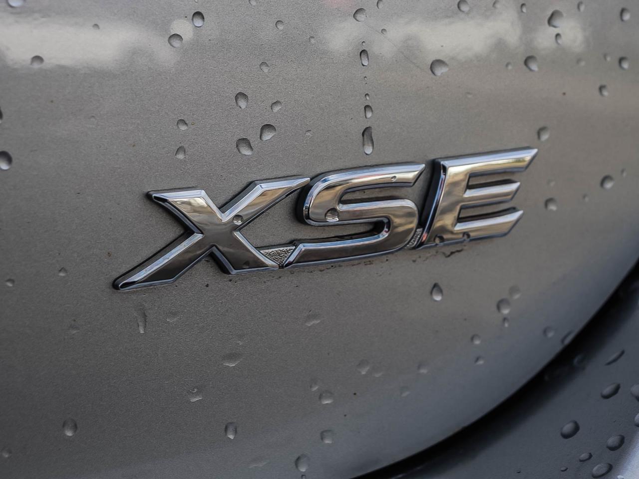 2018 Toyota Camry XSE Photo