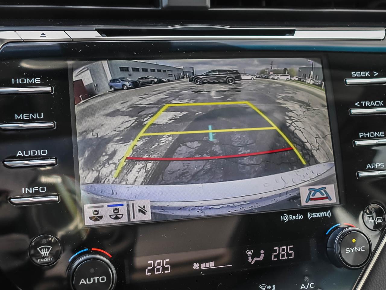 2018 Toyota Camry XSE Photo