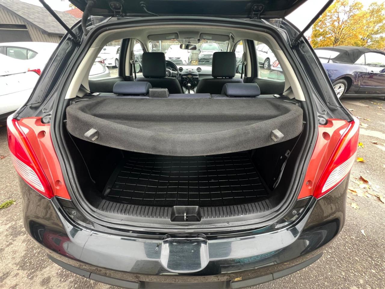 2014 Mazda MAZDA2 GX Photo