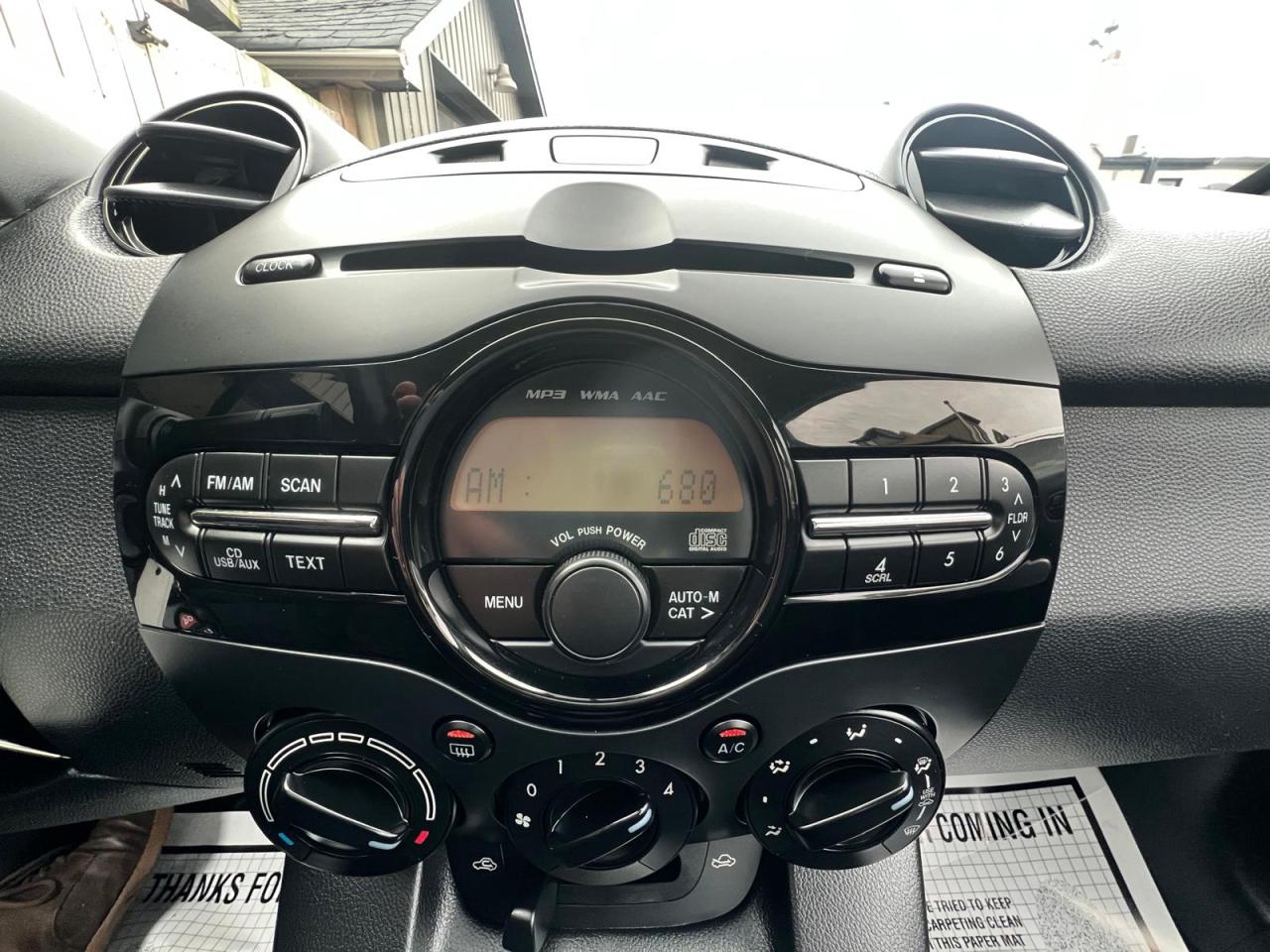 2014 Mazda MAZDA2 GX Photo