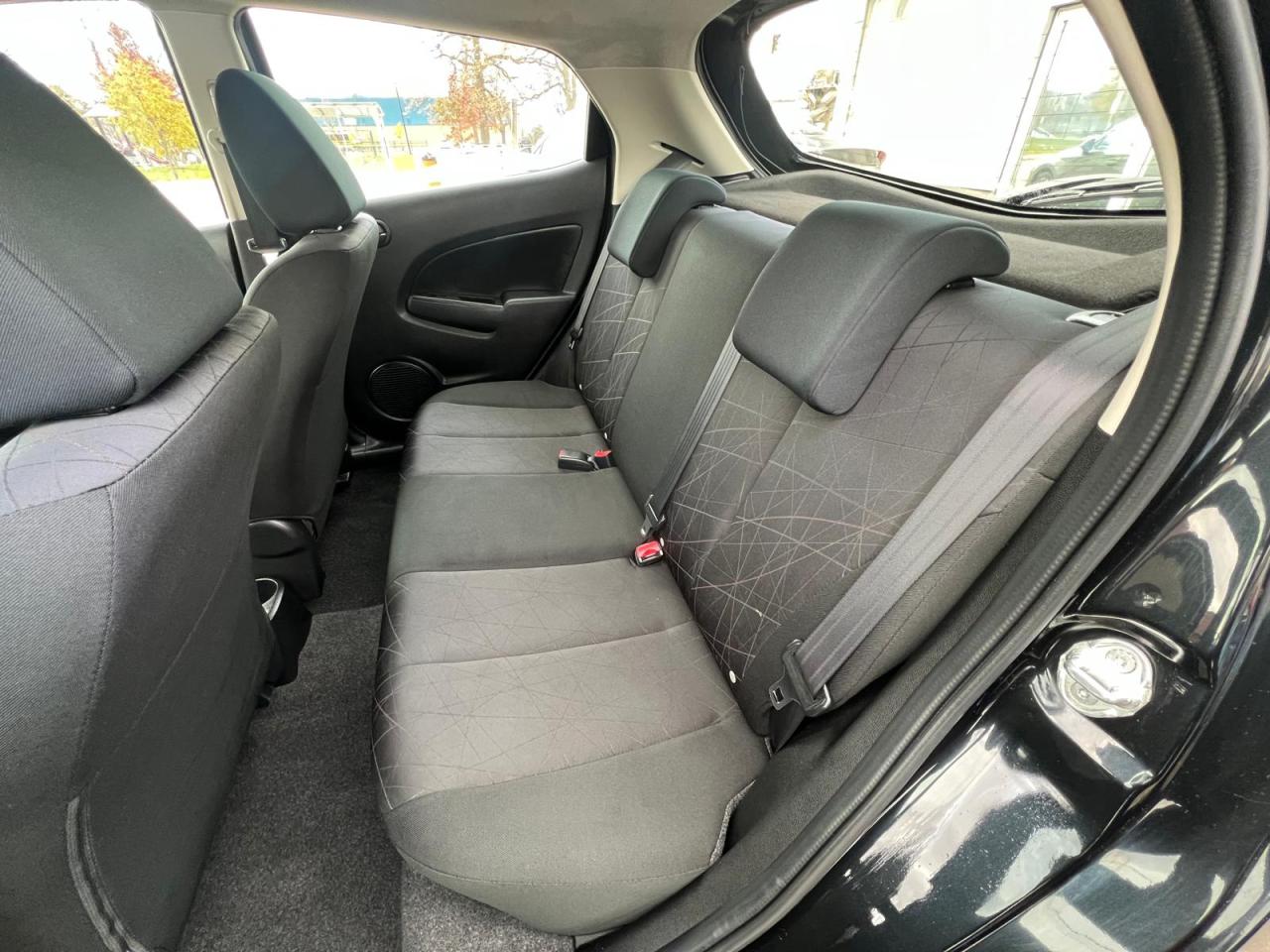 2014 Mazda MAZDA2 GX Photo