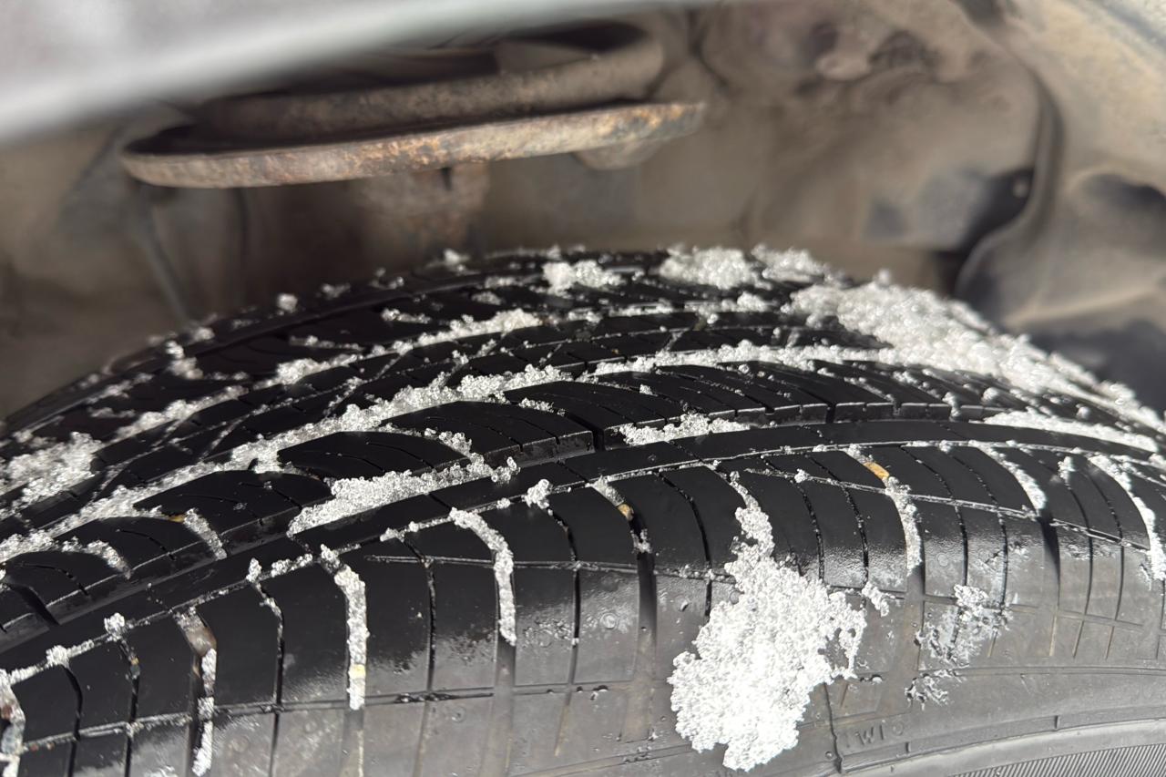 2013 Toyota RAV4 XLE Photo