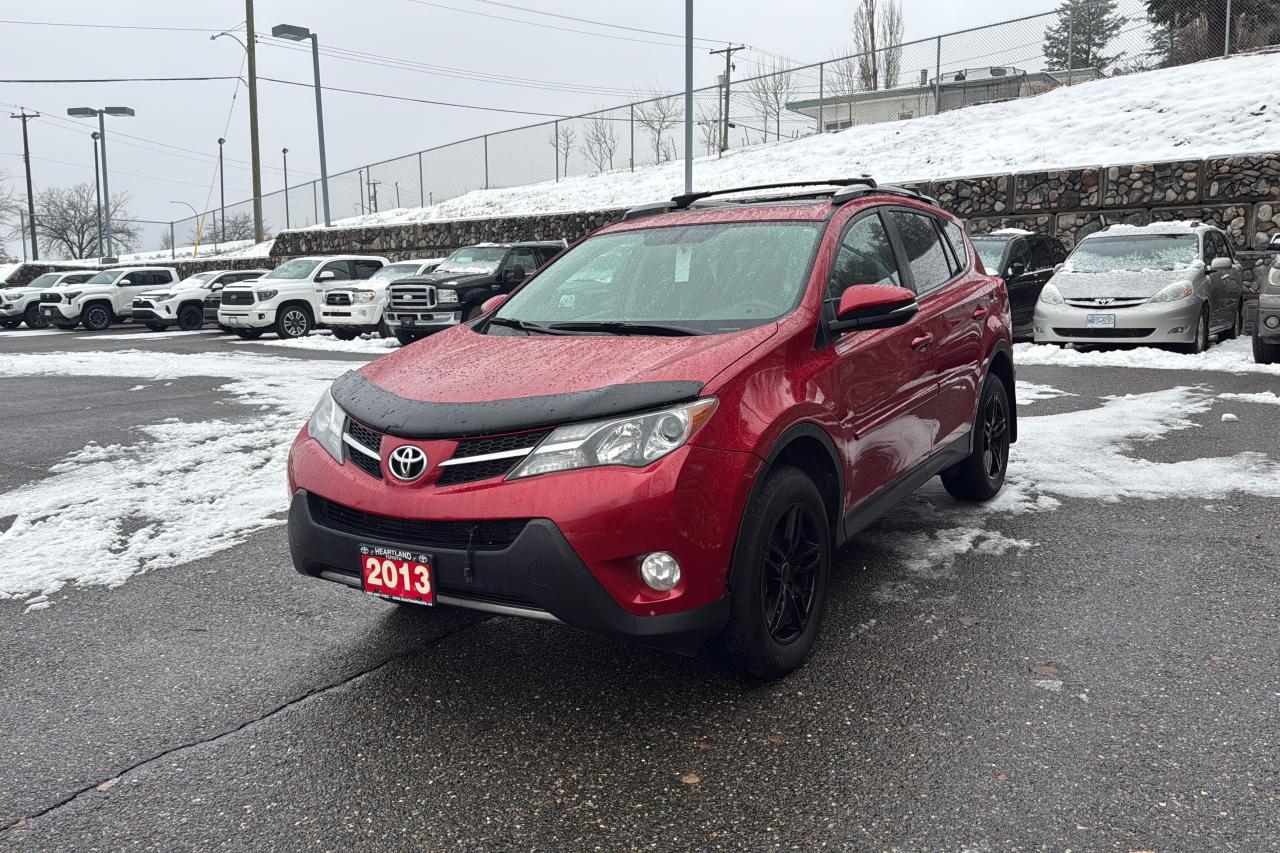2013 Toyota RAV4 XLE Photo