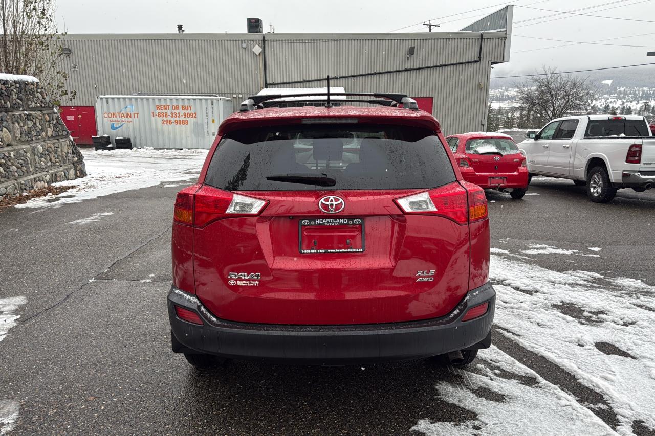 2013 Toyota RAV4 XLE Photo