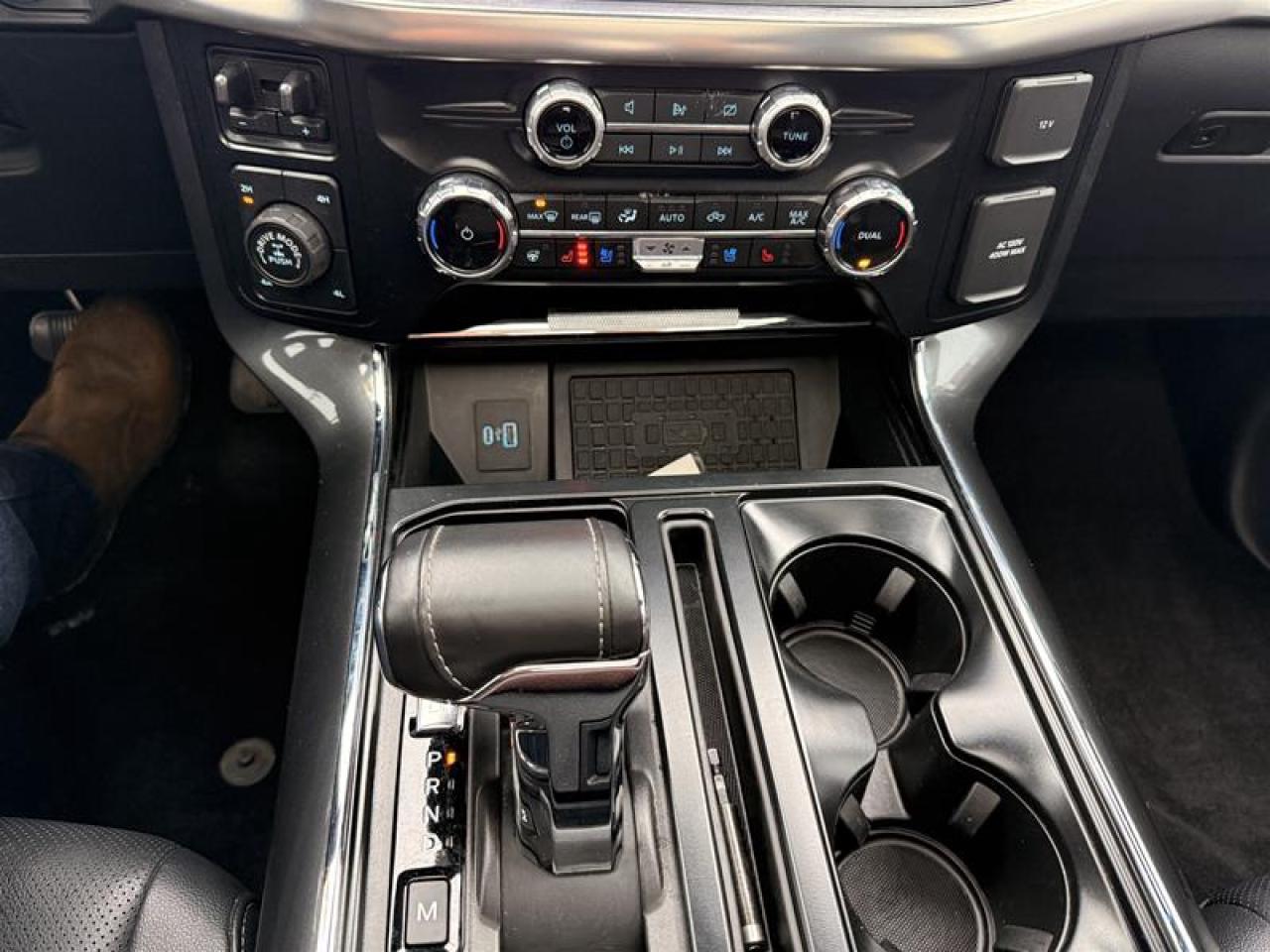 2023 Ford F-150 4x4 - Supercrew Lariat - 145"" WB Photo