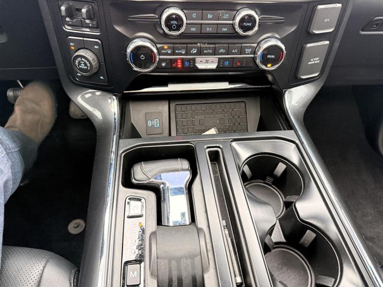 2023 Ford F-150 4x4 - Supercrew Lariat - 145"" WB Photo