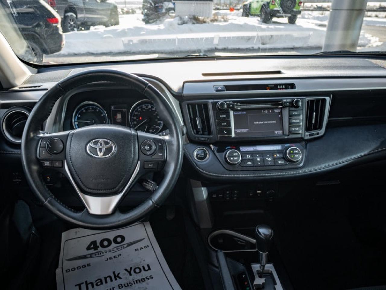 2018 Toyota RAV4 XLE Photo2