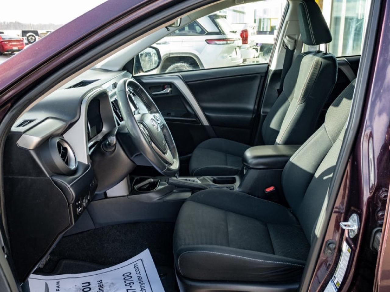 2018 Toyota RAV4 XLE Photo