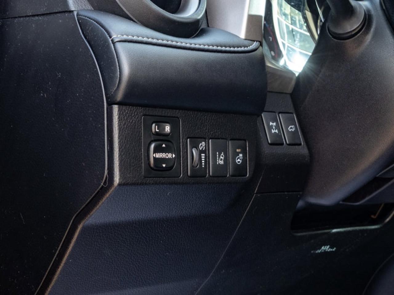 2018 Toyota RAV4 XLE Photo