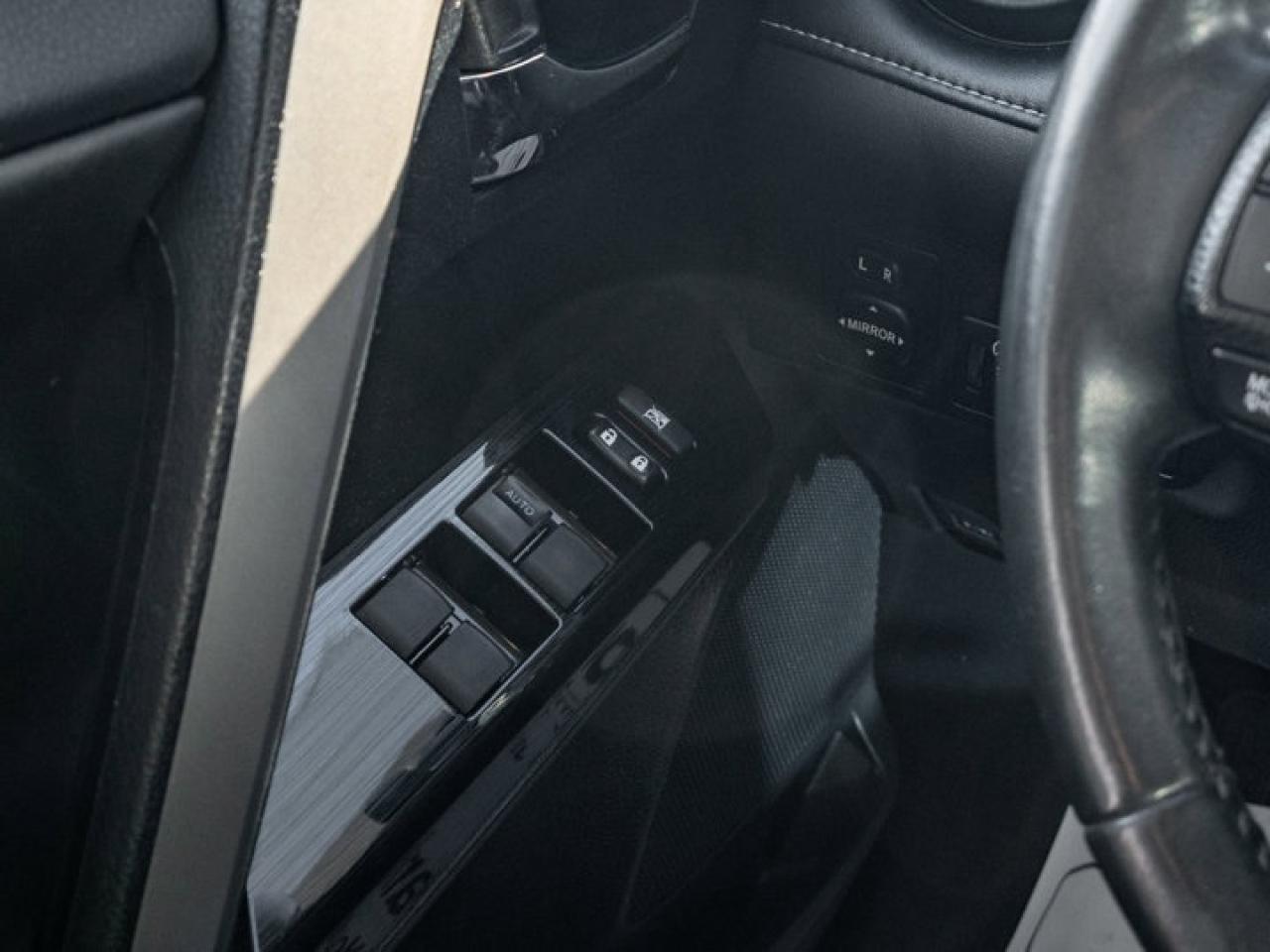 2018 Toyota RAV4 XLE Photo