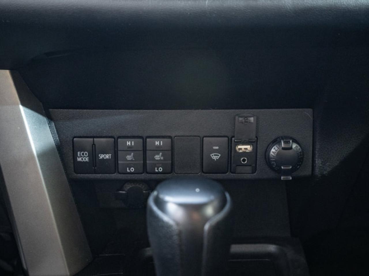 2018 Toyota RAV4 XLE Photo