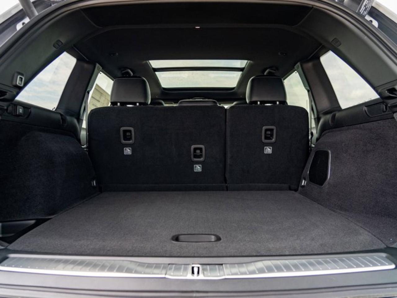 2024 Jeep Grand Cherokee Overland Photo