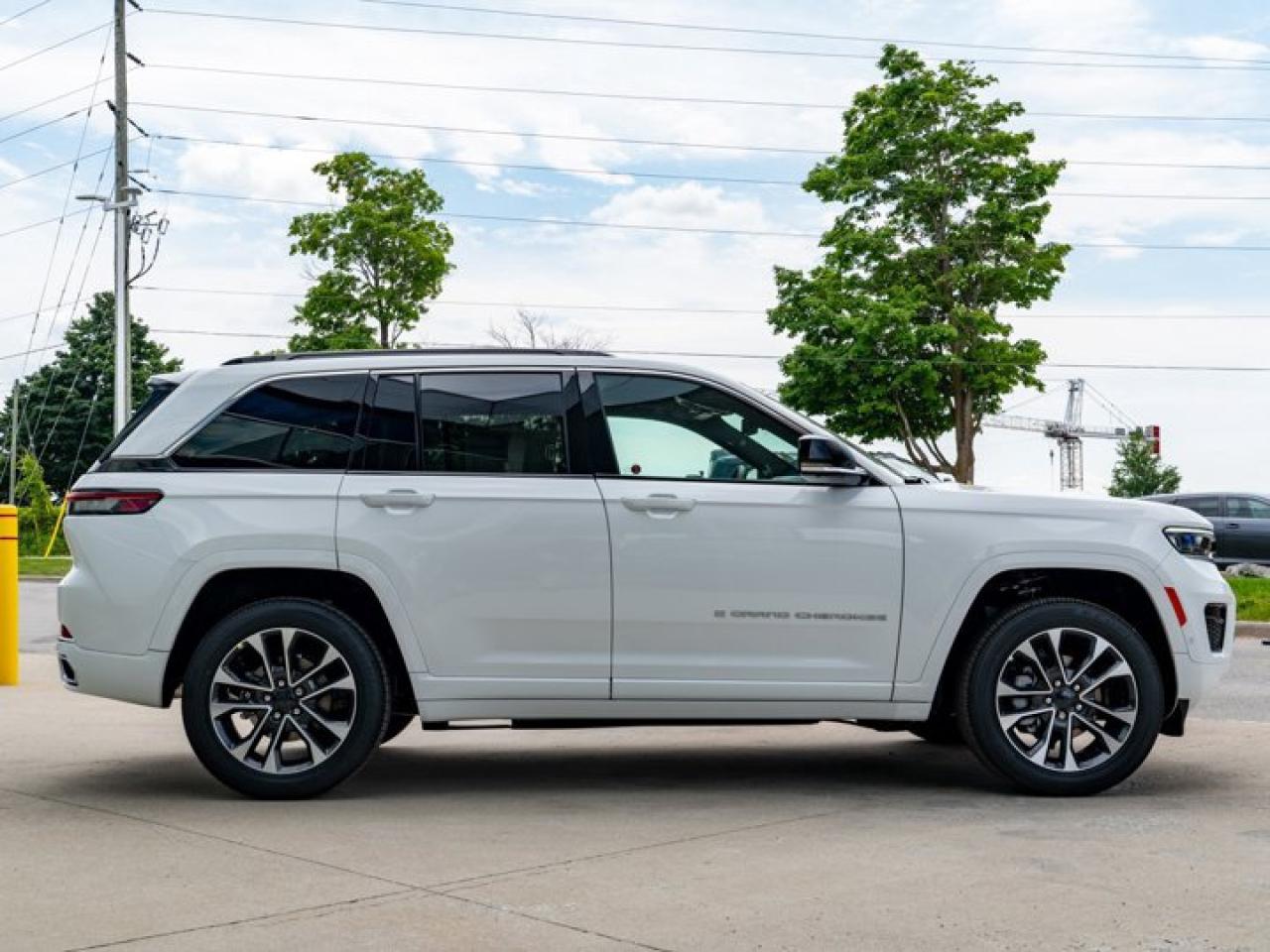 2024 Jeep Grand Cherokee Overland Photo