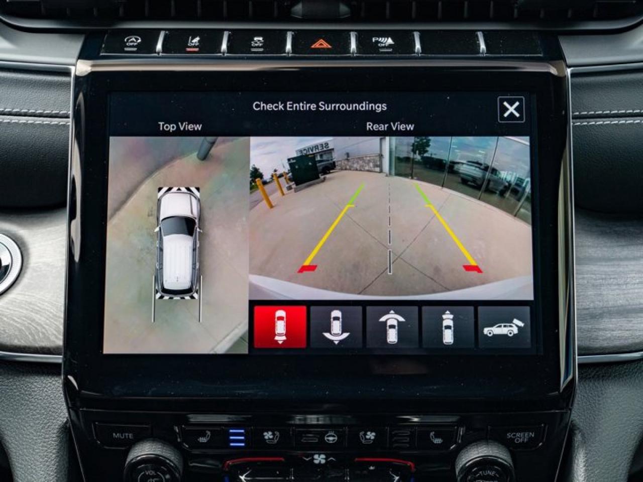 2024 Jeep Grand Cherokee Overland Photo